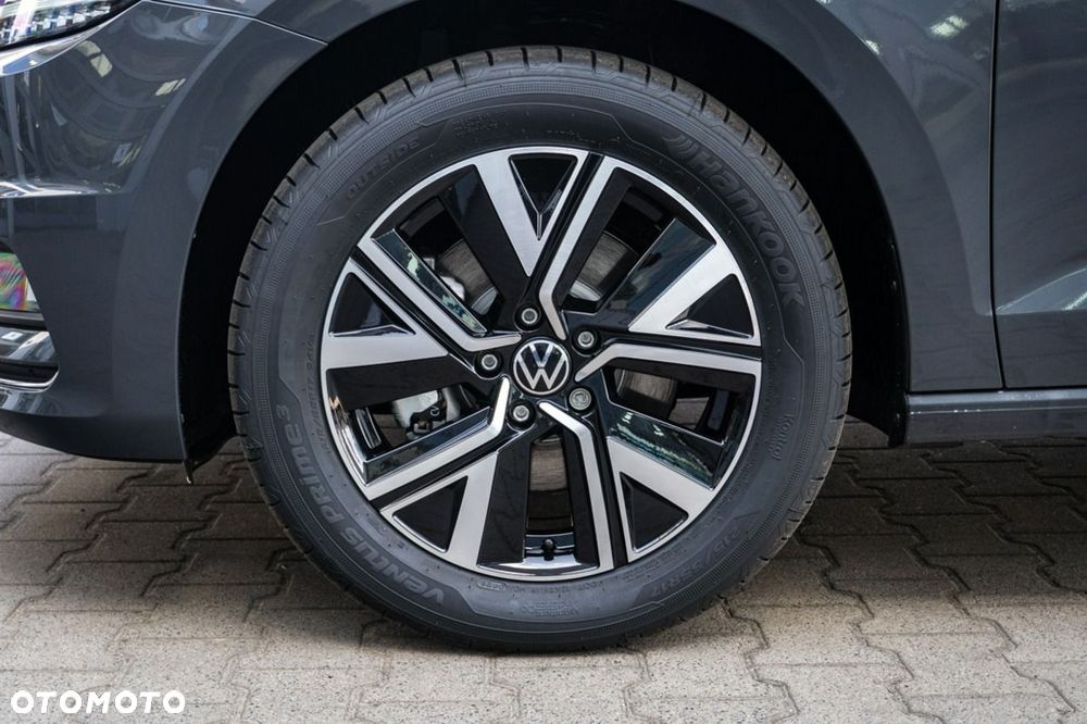 Volkswagen Touran - 19
