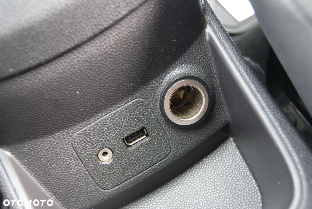 Ford Fiesta 1.25 Silver X Plus 2 (Titan.) EU6 - 30