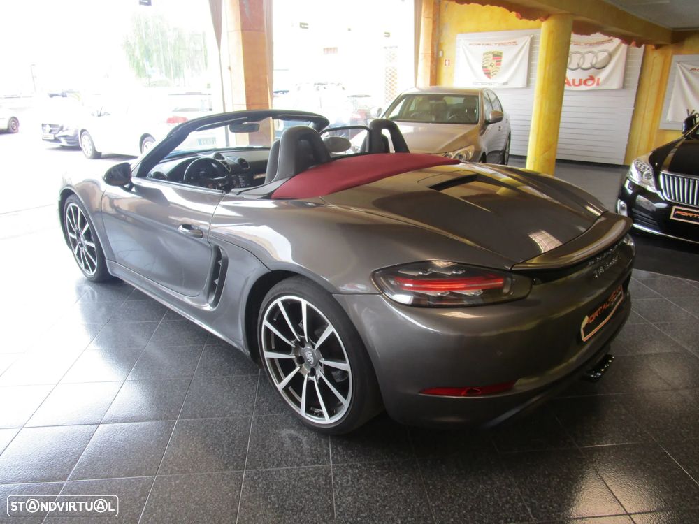 Porsche 718 Boxster T PDK - 35