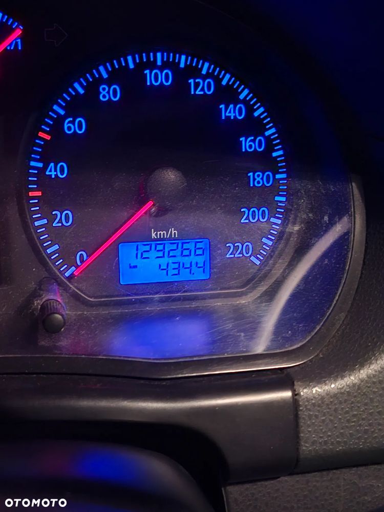 Volkswagen Polo - 12