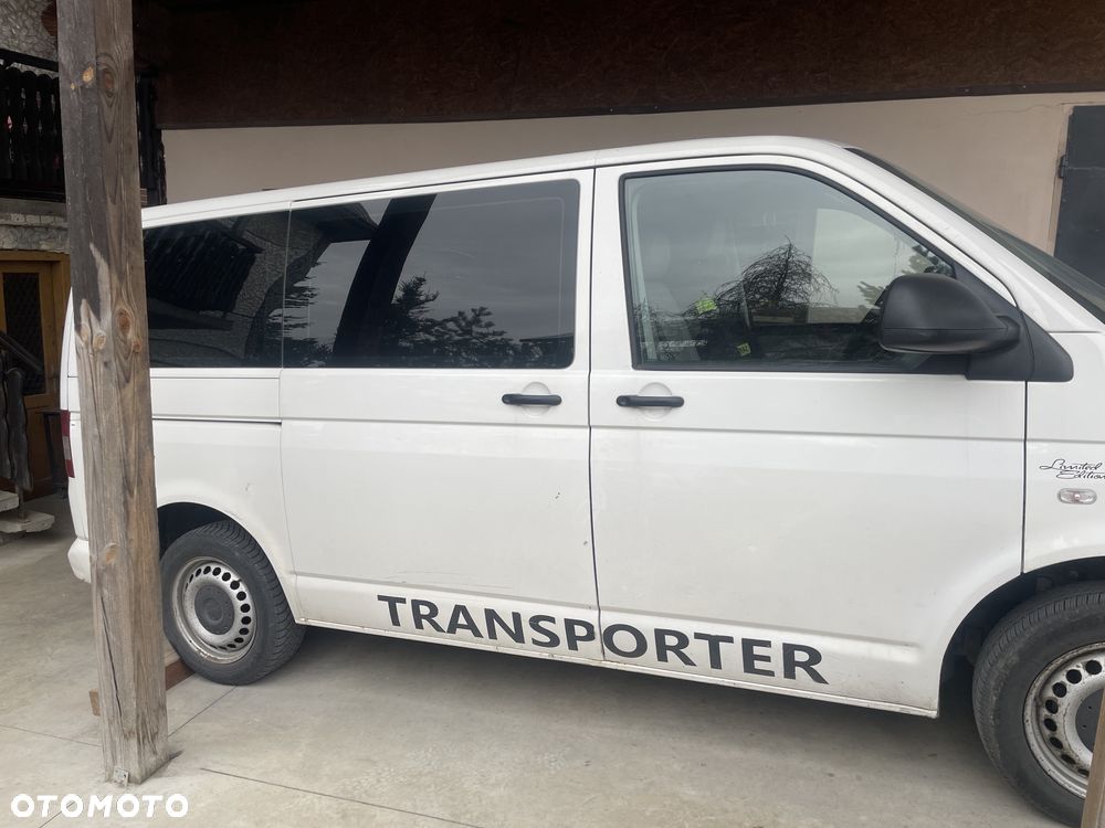 Volkswagen Transporter - 2