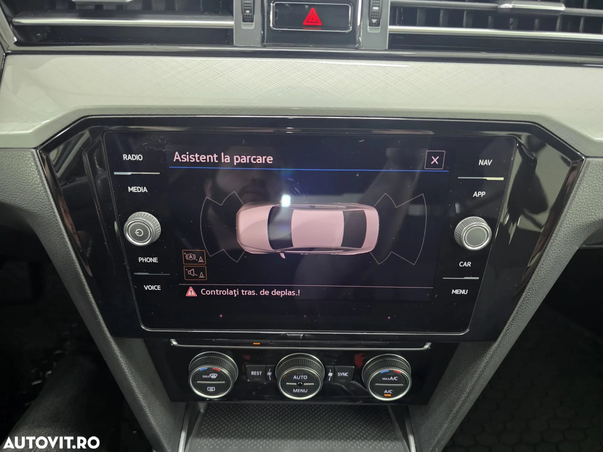Volkswagen Passat 1.6 TDI DSG Comfortline - 17