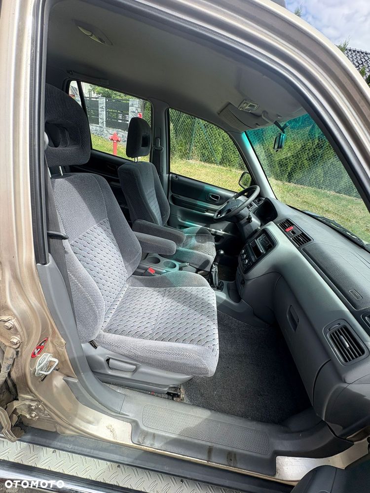 Honda CR-V - 13