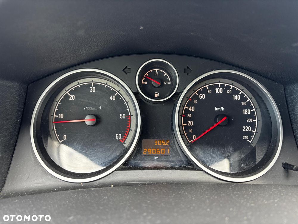 Opel Astra 1.9 CDTI Enjoy - 8