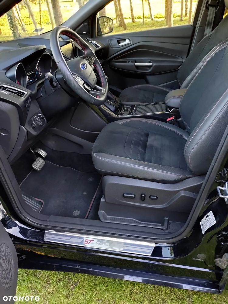 Ford Kuga 2.0 TDCi 4x4 ST-Line - 17