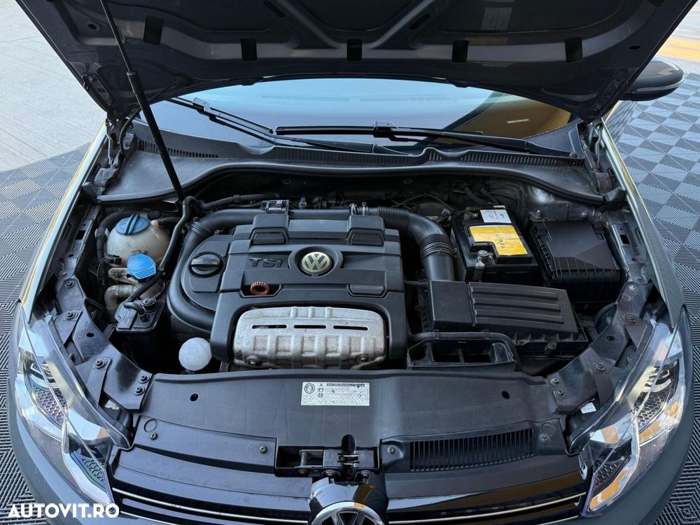 Volkswagen Golf - 16