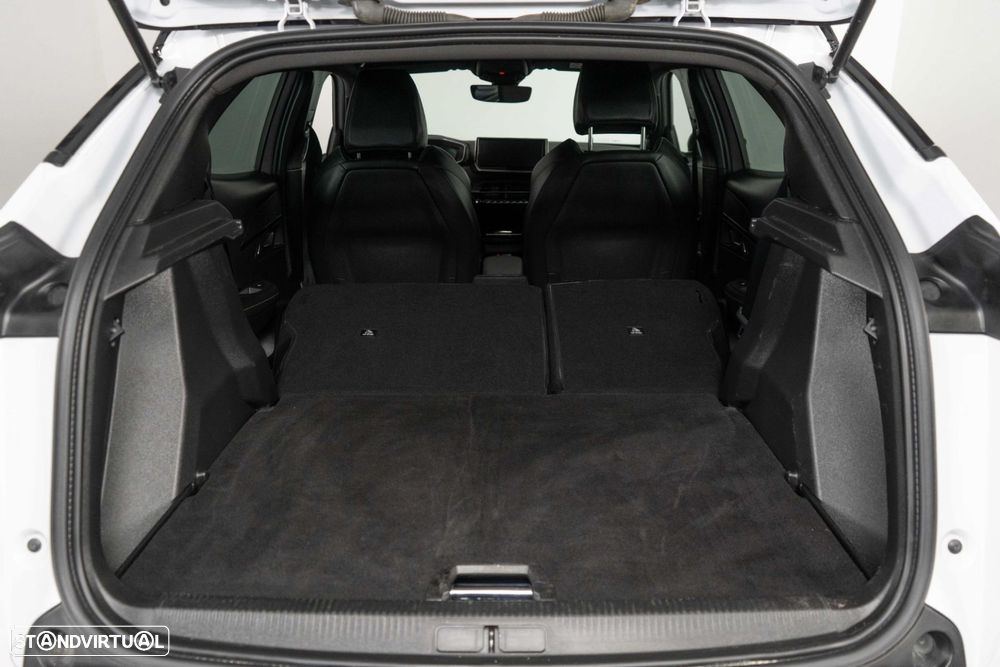 Peugeot 2008 1.2 PureTech GT EAT8 - 16