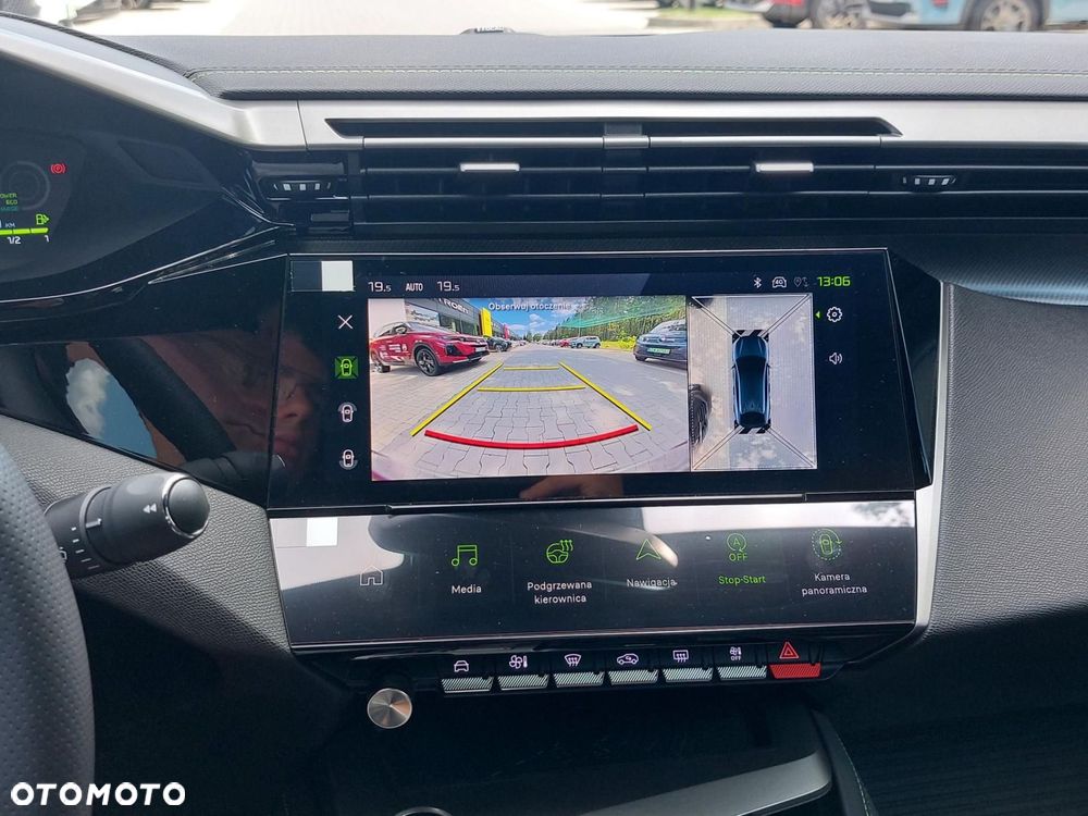 Peugeot 408 1.2 PureTech mHEV GT Exclusive S&S e-DCS6 - 27