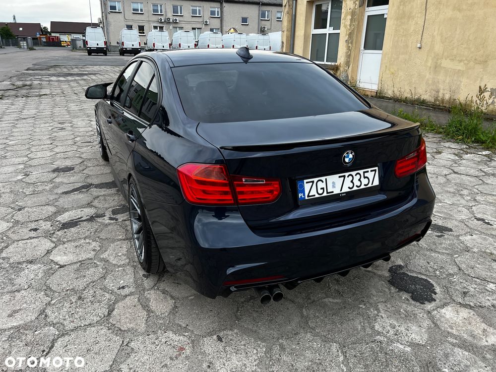BMW Seria 3 320d - 5