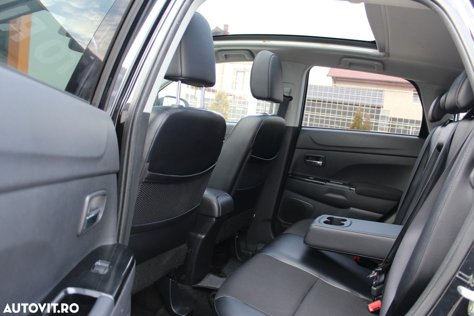 Peugeot 4008 - 9