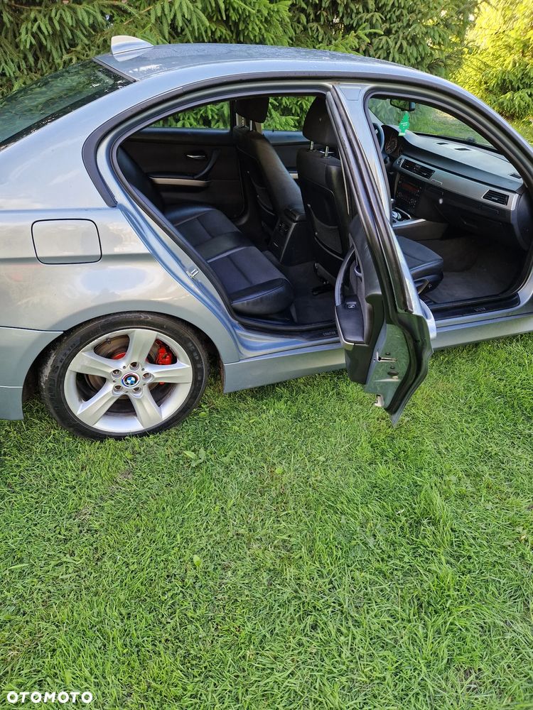 BMW Seria 3 320d DPF - 11