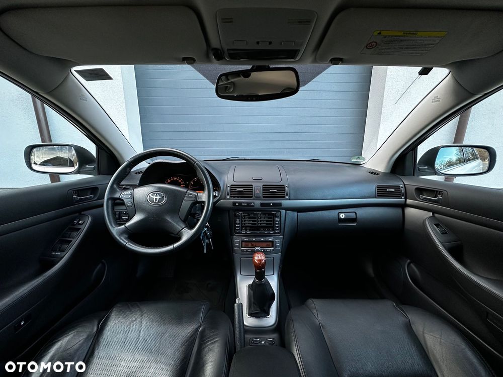 Toyota Avensis 2.0 VVT-i Prestige Premium - 8