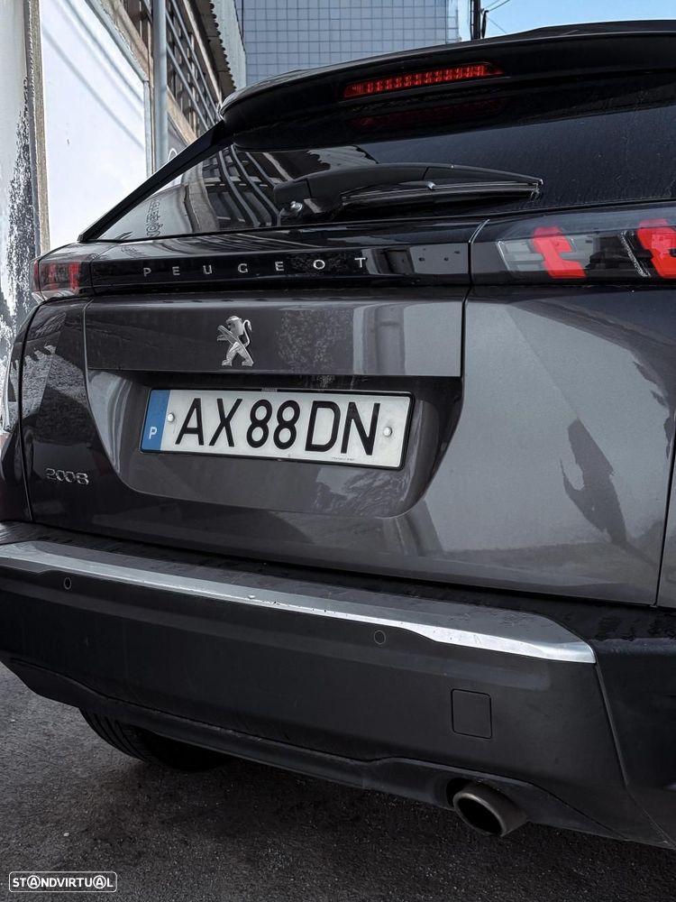 Peugeot 2008 1.5 BlueHDi Allure EAT8 - 14