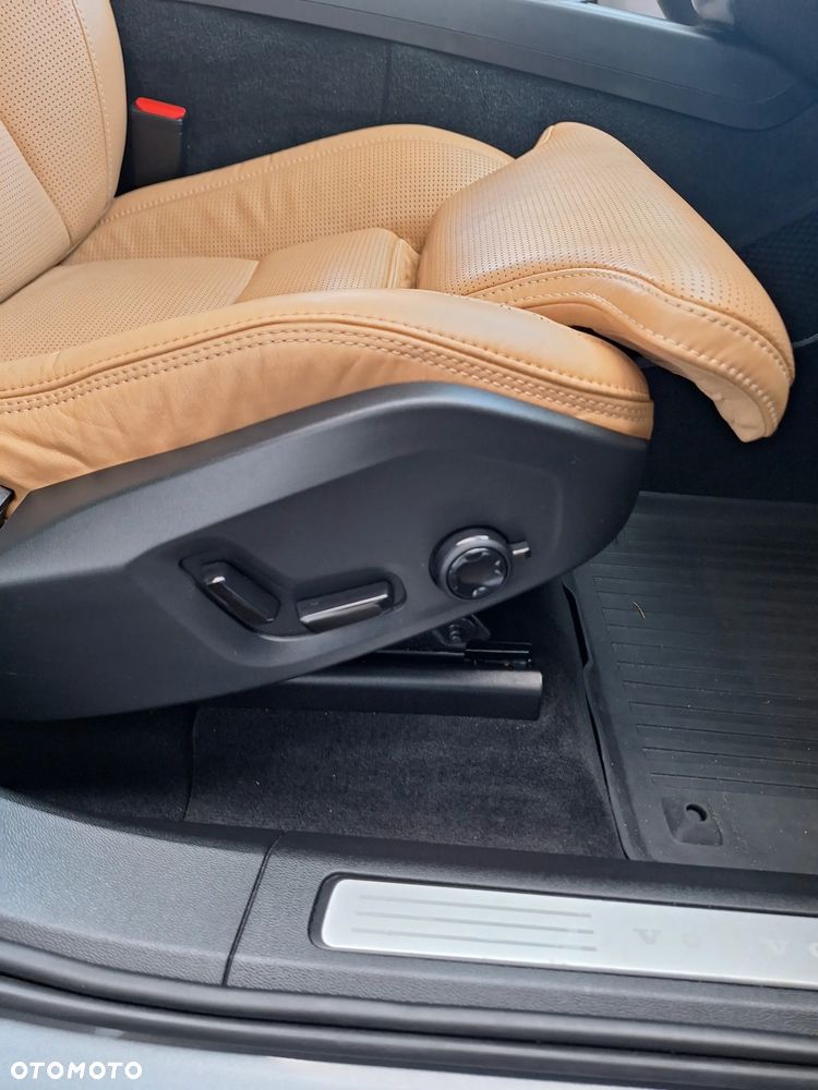 Volvo XC 60 T5 AWD Geartronic Inscription - 23