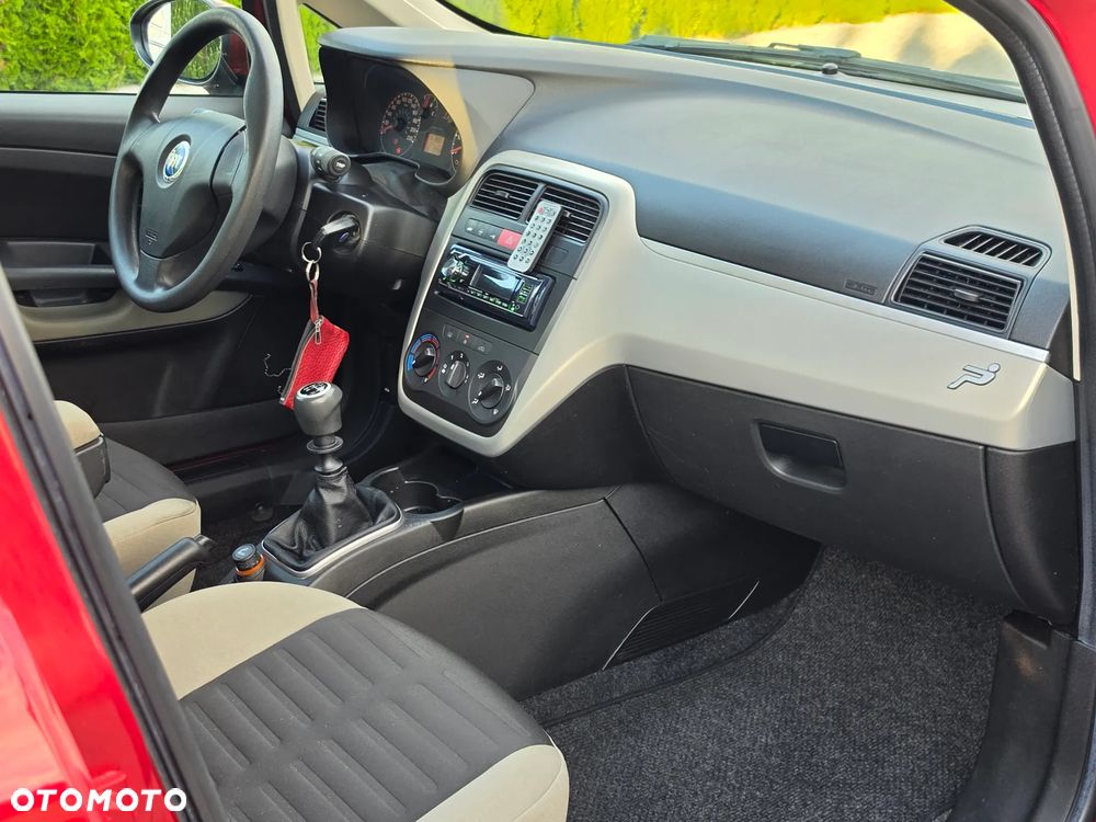 Fiat Grande Punto - 22