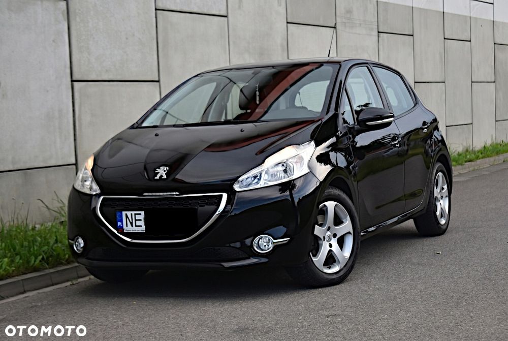 Peugeot 208 - 2