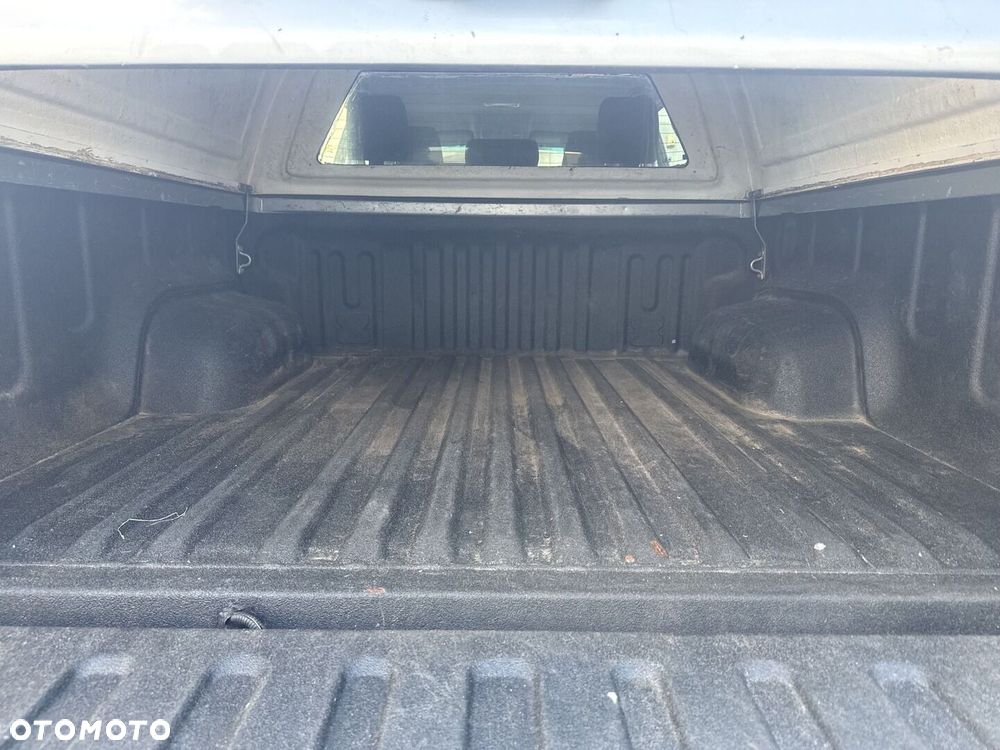 Toyota Hilux 2.4 D-4D Double Cab DLX 4x4 - 15