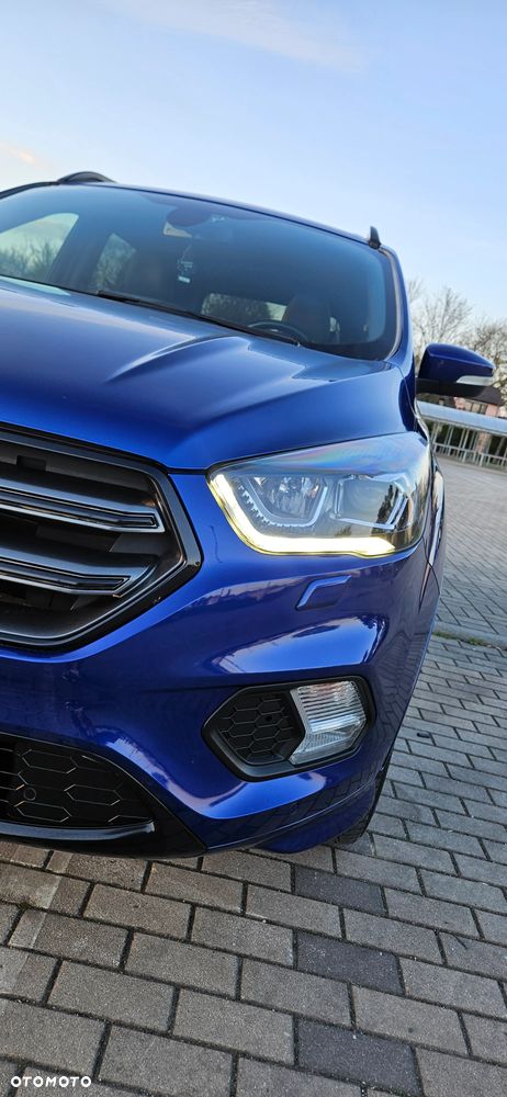 Ford Kuga 2.0 TDCi 4x4 ST-Line - 28