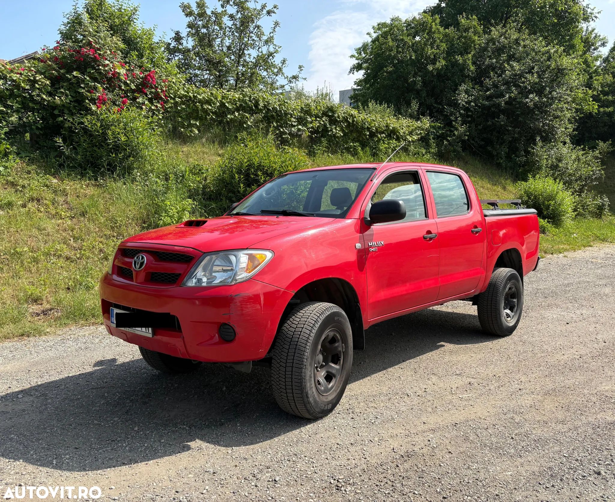 Toyota Hilux 4x4 Double Cab - 1