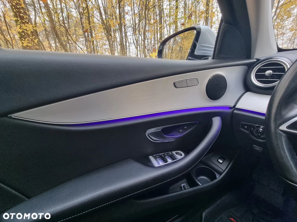 Mercedes-Benz Klasa E - 30