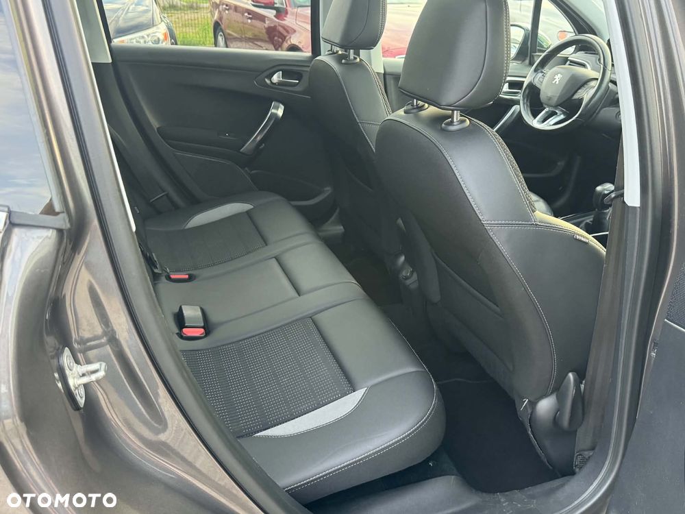 Peugeot 2008 - 30