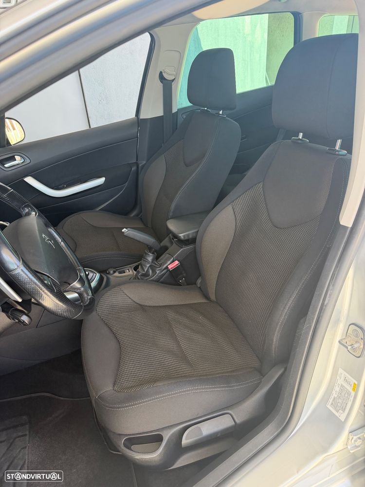 Peugeot 308 SW 1.6 e-HDi SE Envy 2-Tronic - 22