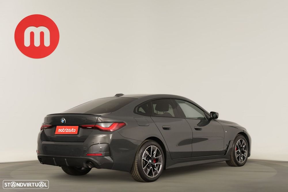 BMW 420 Gran Coupé i Pack Desportivo M Auto — fotografia 4