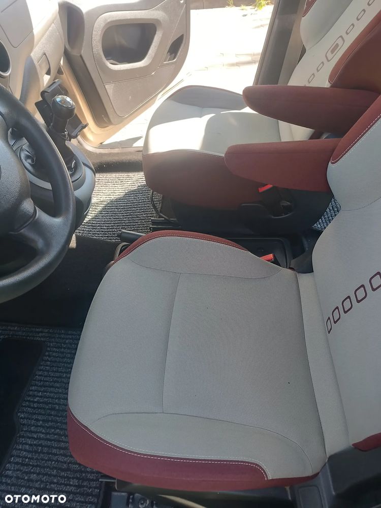Citroën Berlingo Multispace VTi 120 Exclusive - 4