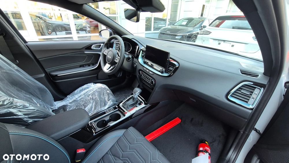 Kia XCeed 1.6 T-GDI Tribute DCT - 11