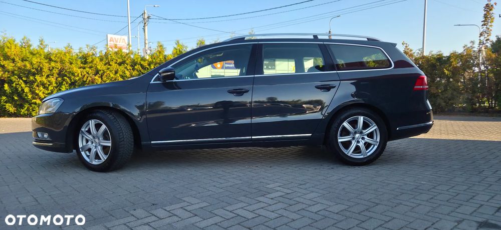 Volkswagen Passat Variant 2.0 Blue TDI DSG SCR Highline - 8
