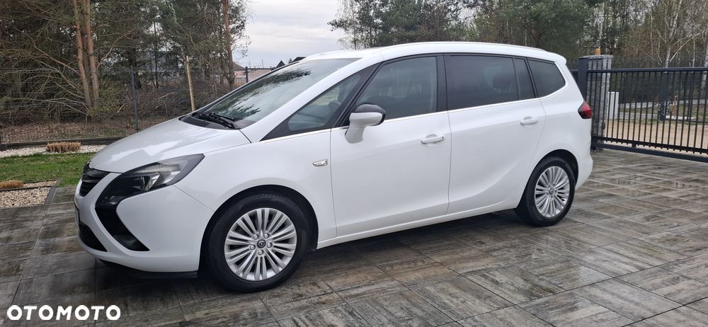 Opel Zafira - 1