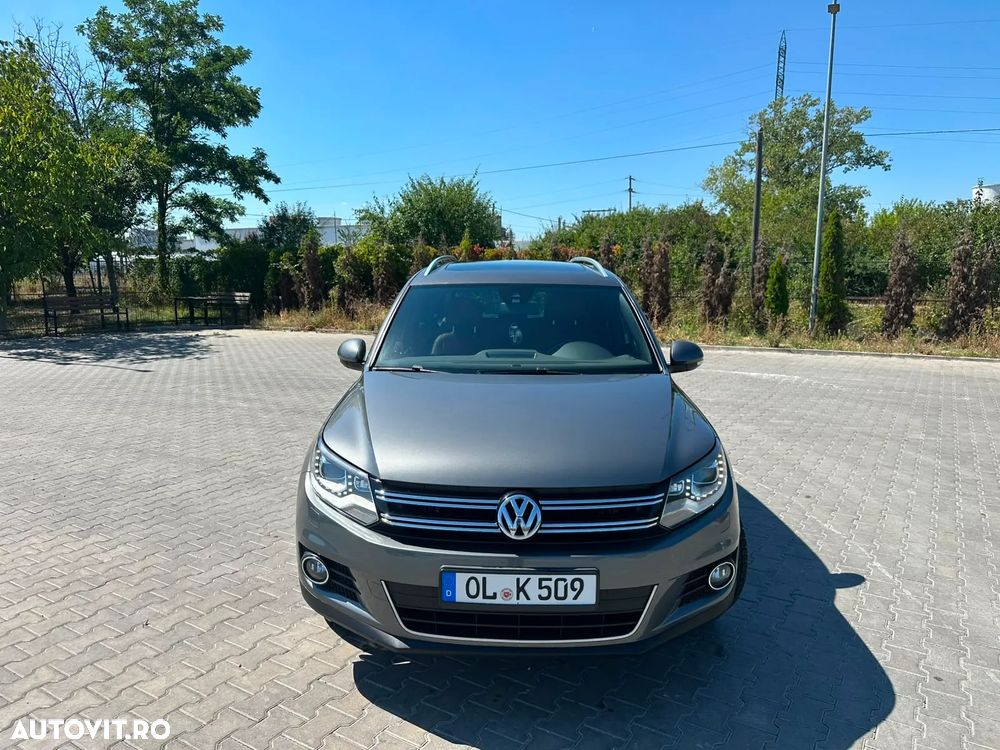 Volkswagen Tiguan 2.0 TDI DPF 4Motion BlueMotion Technology Sport & Style - 2