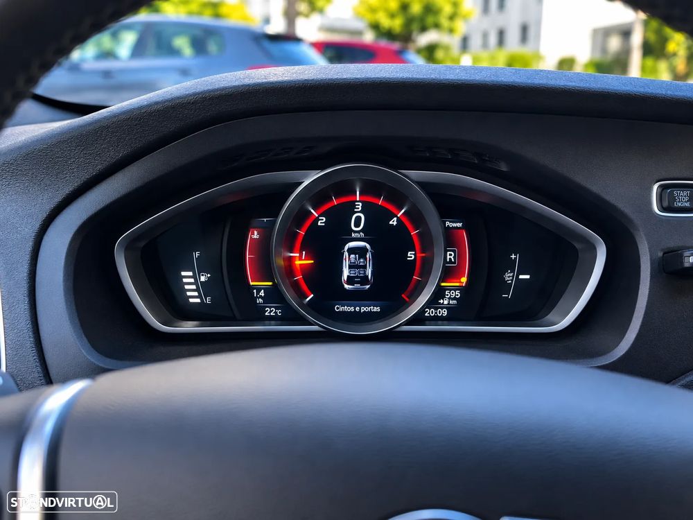 Volvo V40 D2 RDesign - 10