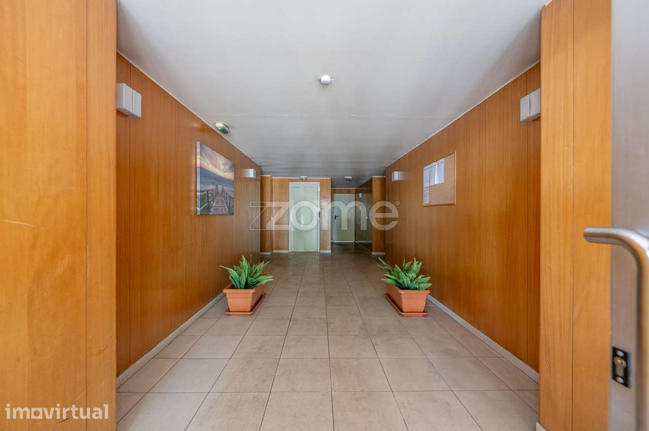 Apartamento T2 com Varanda, Garagem e Arrumos, na Maia - Grande imagem: 3/57