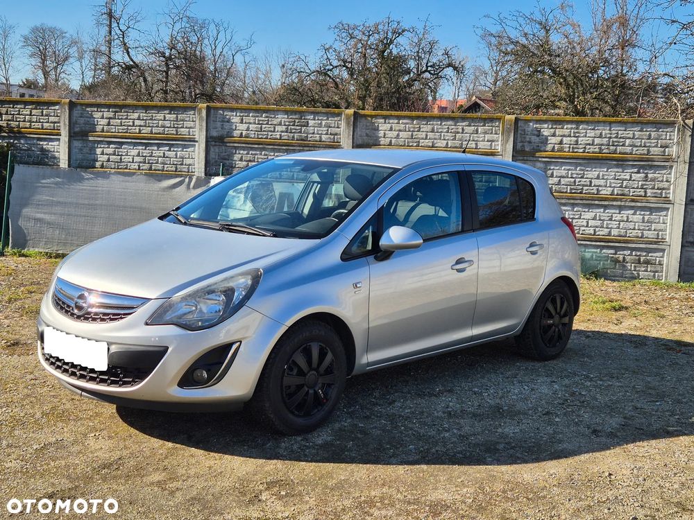Opel Corsa 1.4 16V Edition - 4