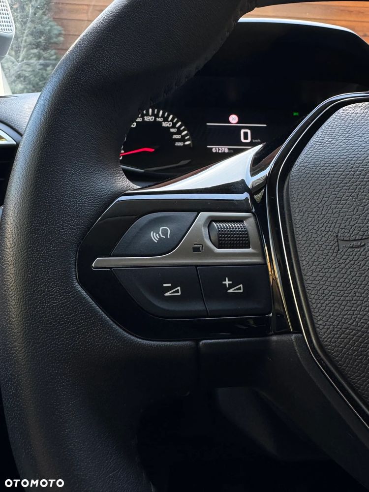 Peugeot 208 1.2 PureTech Allure S&S - 21