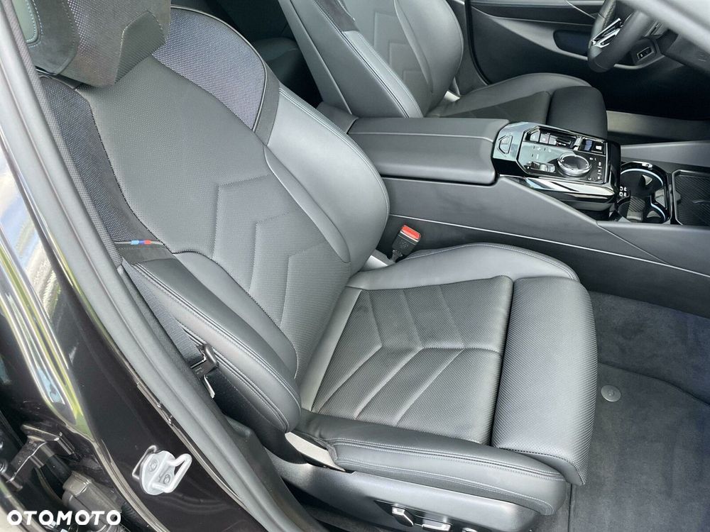 BMW Seria 5 520d xDrive mHEV M Sport - 20