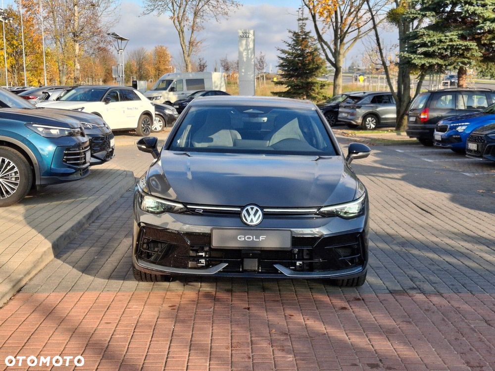 Volkswagen Golf - 3
