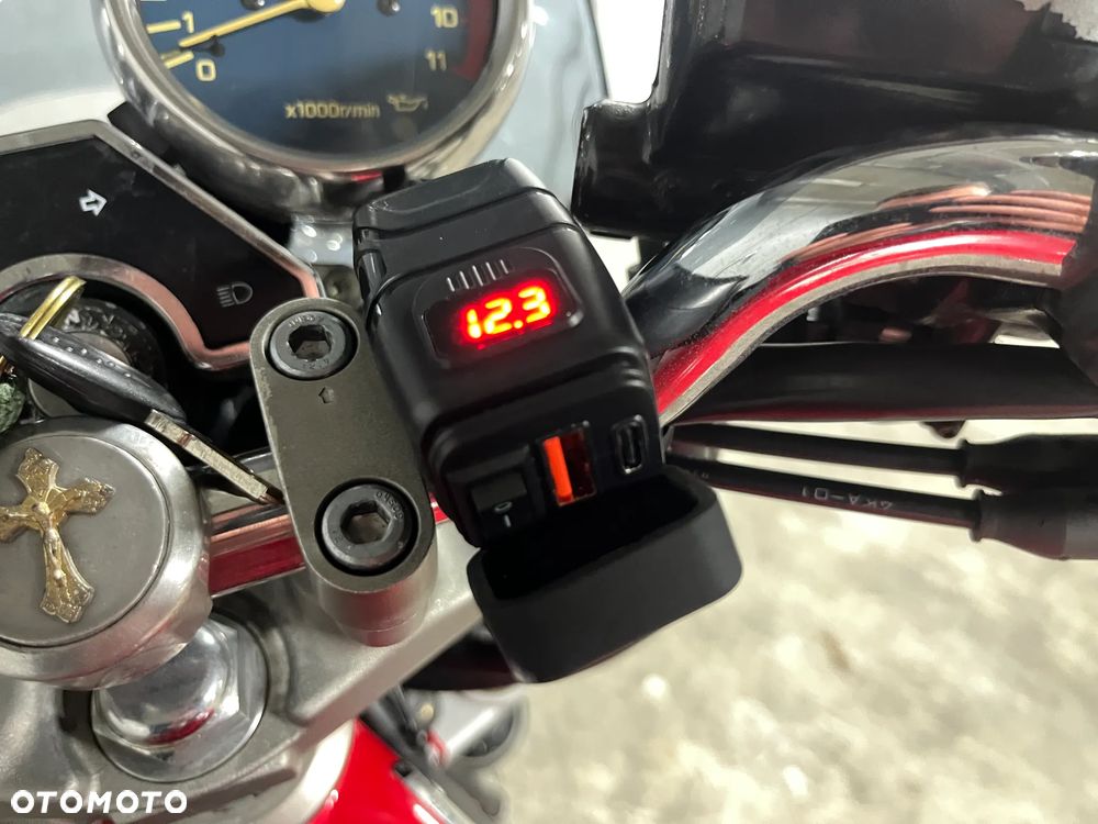 Yamaha XJ - 26