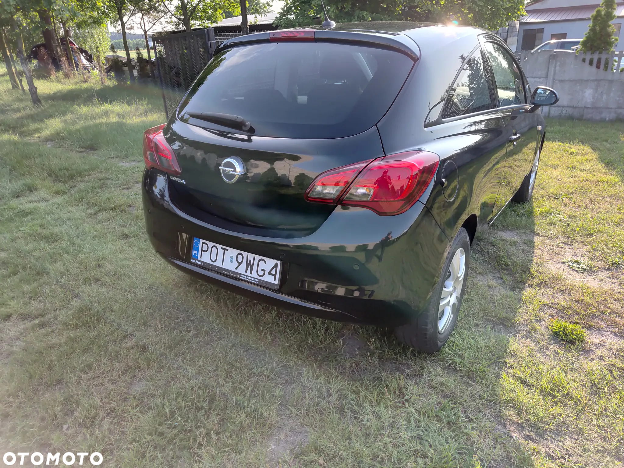 Opel Corsa 1.2 120 Jahre - 8