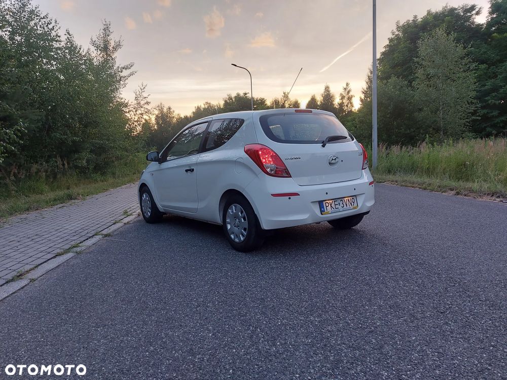 Hyundai i20 1.25 Classic + - 6