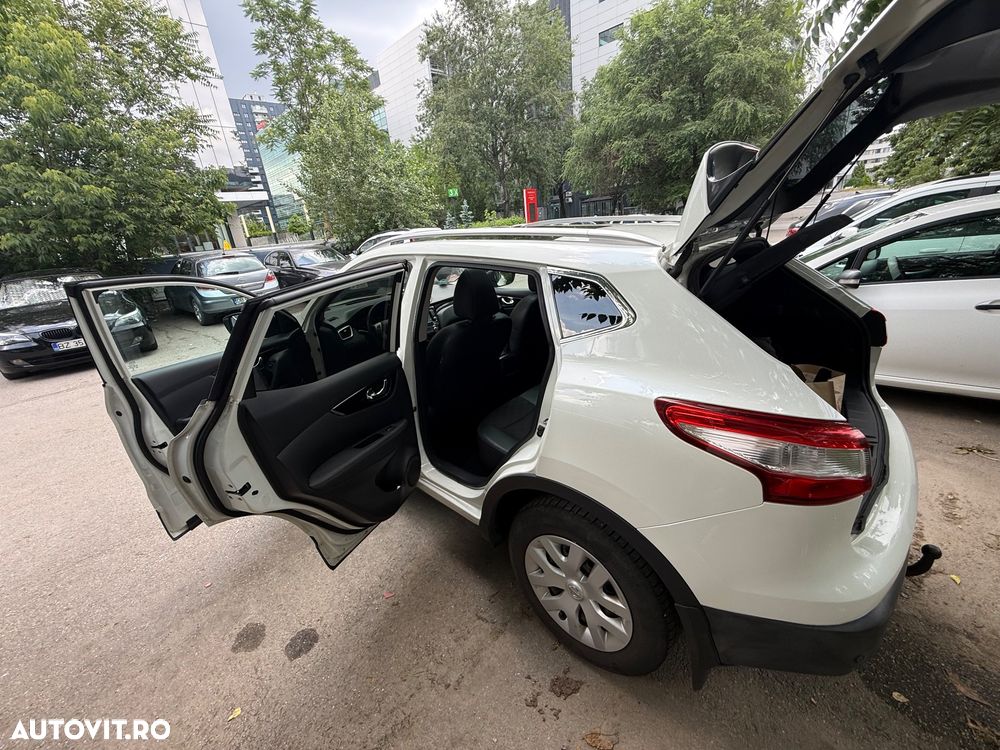 Nissan Qashqai 1.6 DCI Xtronic TEKNA - 14