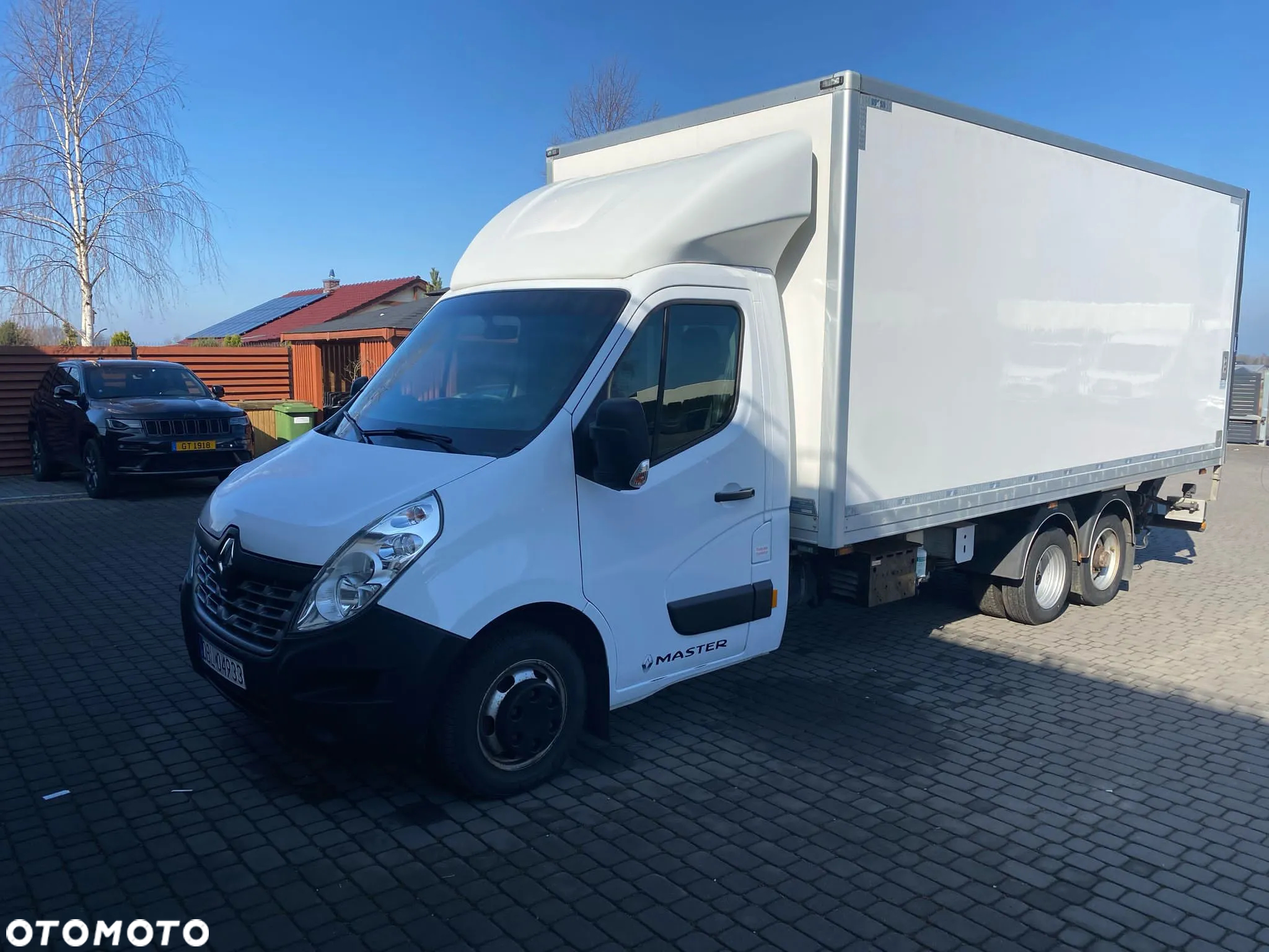Renault HIT! Renault Master DMC 3500+3500 KG!! Kat.B 3 OSIE Izoterma Winda Pneumatyka - 2