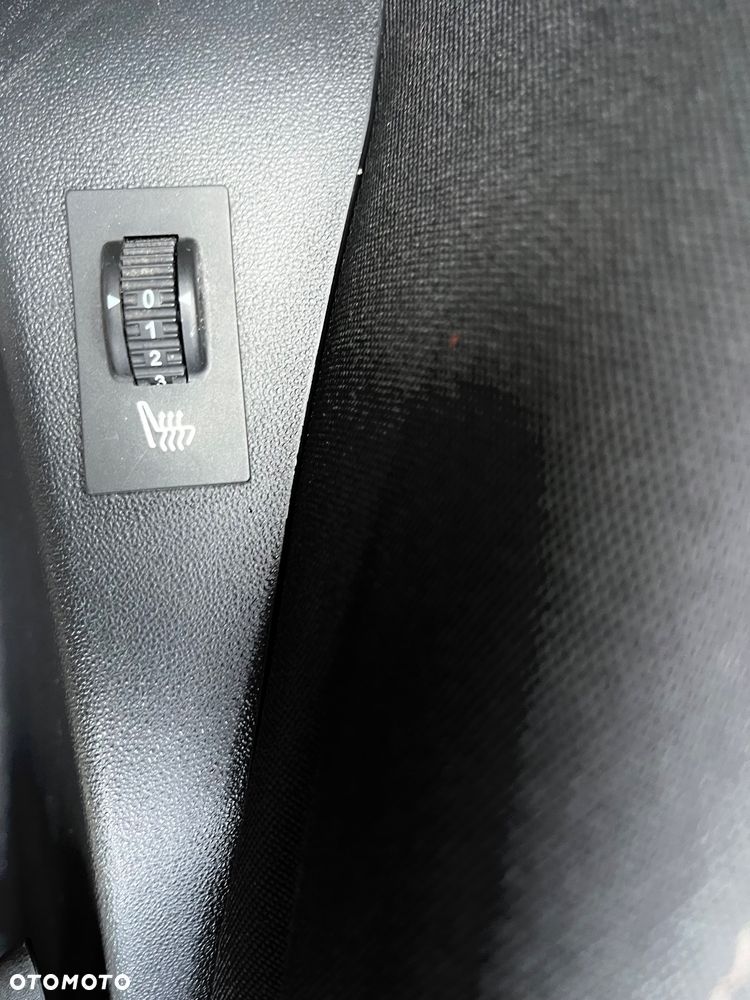 Peugeot 2008 1.2 Pure Tech Style - 18