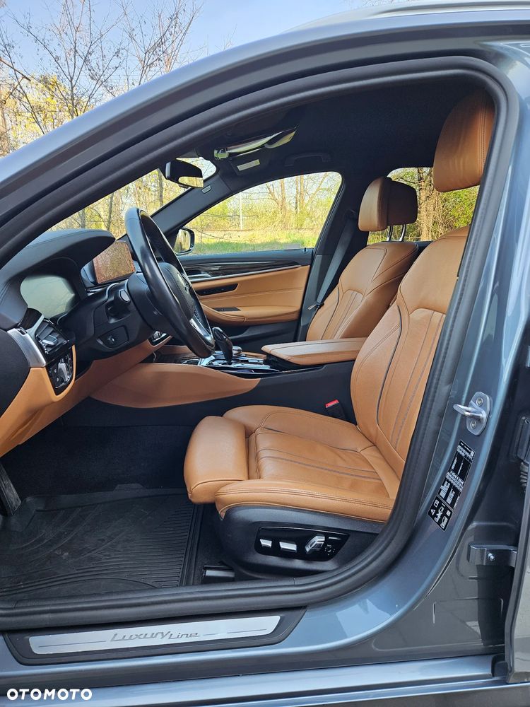 BMW Seria 5 520d xDrive Luxury Line - 19