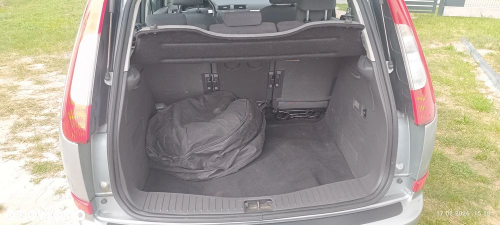 Ford Focus C-Max - 12