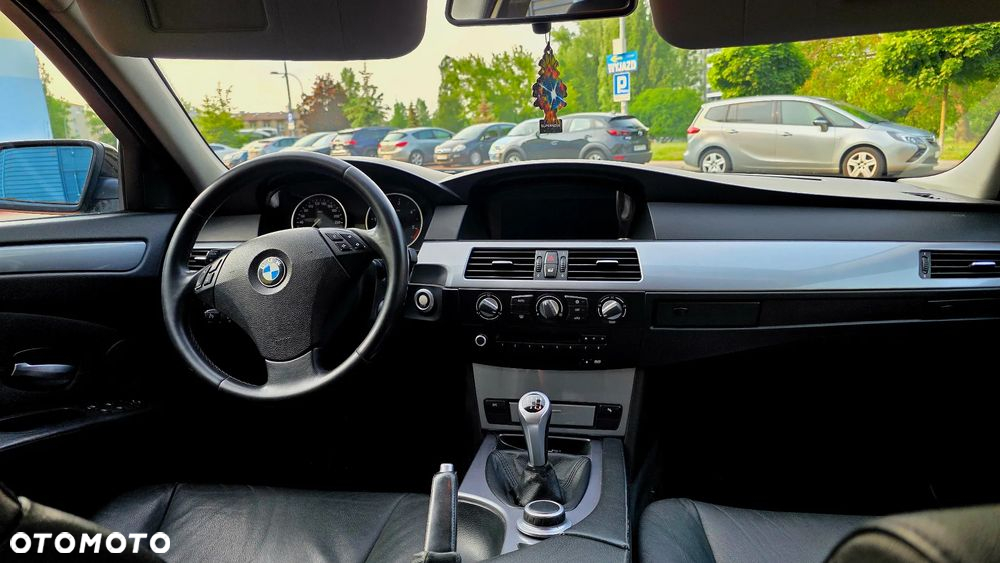 BMW Seria 5 520d - 9