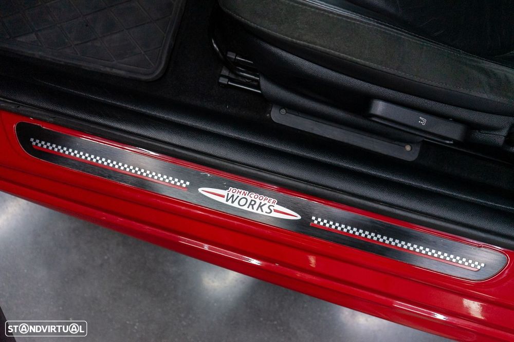 MINI 3 Portas John Cooper Works Auto Desportiva - 22