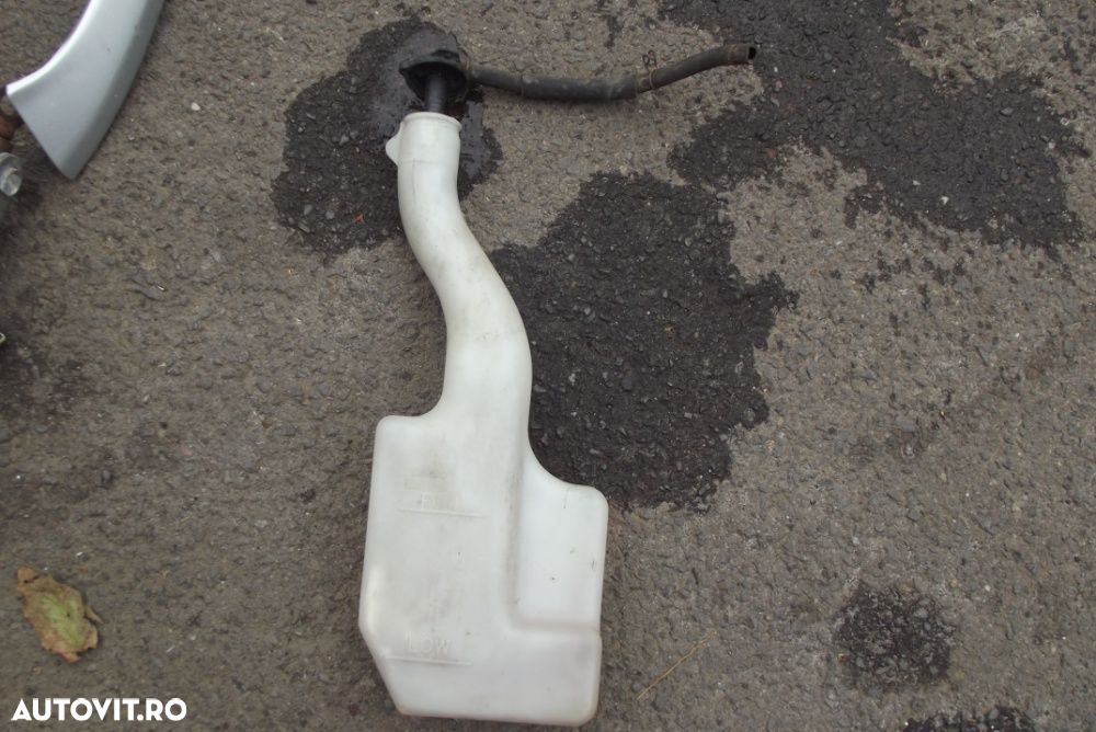 Vas stropgel Toyota Rav4 an 2002-2006 vas lichid parbriz dezmembrez - 1