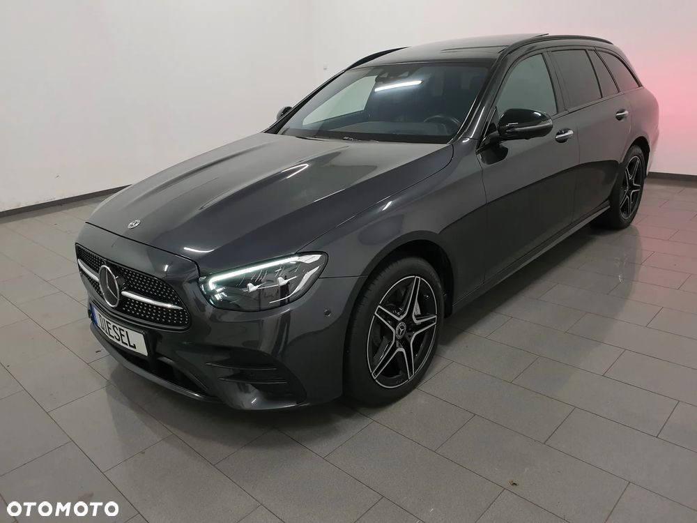 Mercedes-Benz Klasa E 300 de 4Matic 9G-TRONIC AMG Line - 1